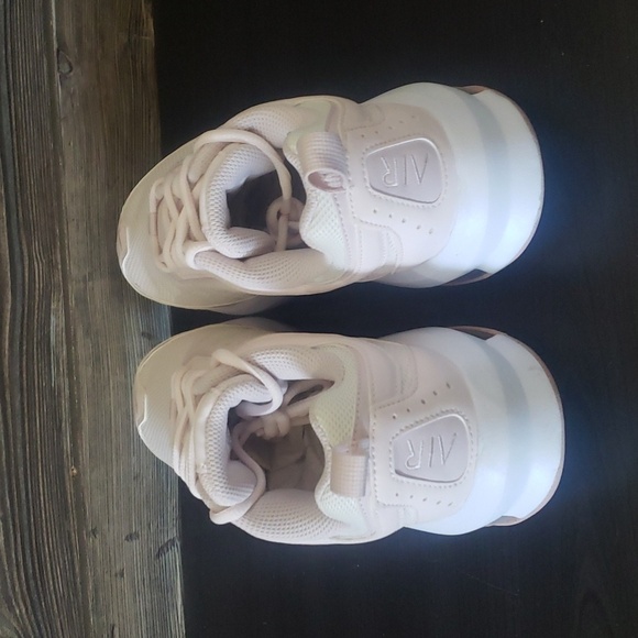 New Nike Air Max AP Light Pink Sneakers - Picture 6 of 10